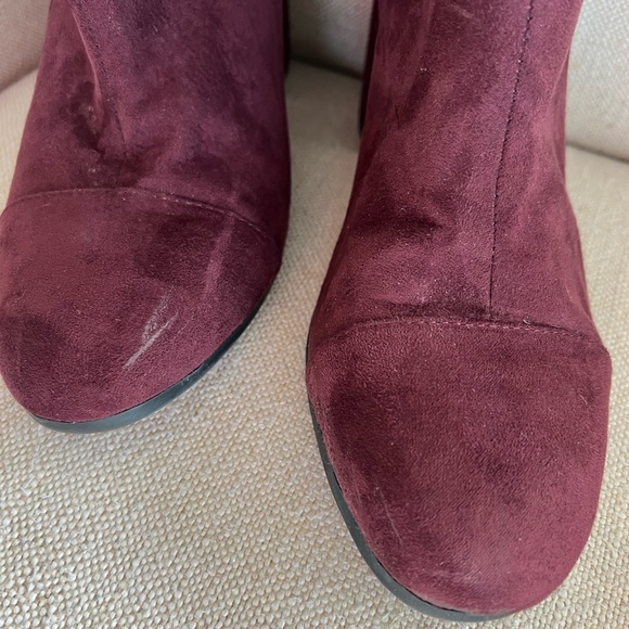 Tommy Hilfiger Faux Suede Maroon over the knee Boots size 10 - Picture 7 of 12